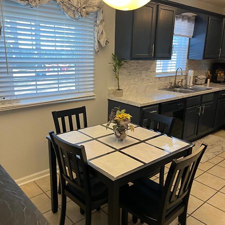 Jolly Accommodations & Suite-Sleeps 10 Memphis Exteriör bild